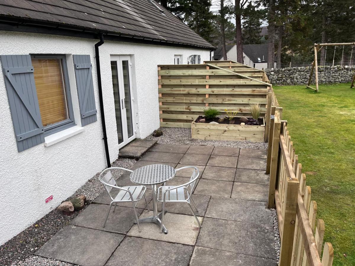 Highland Holiday Cottages Newtonmore Ngoại thất bức ảnh
