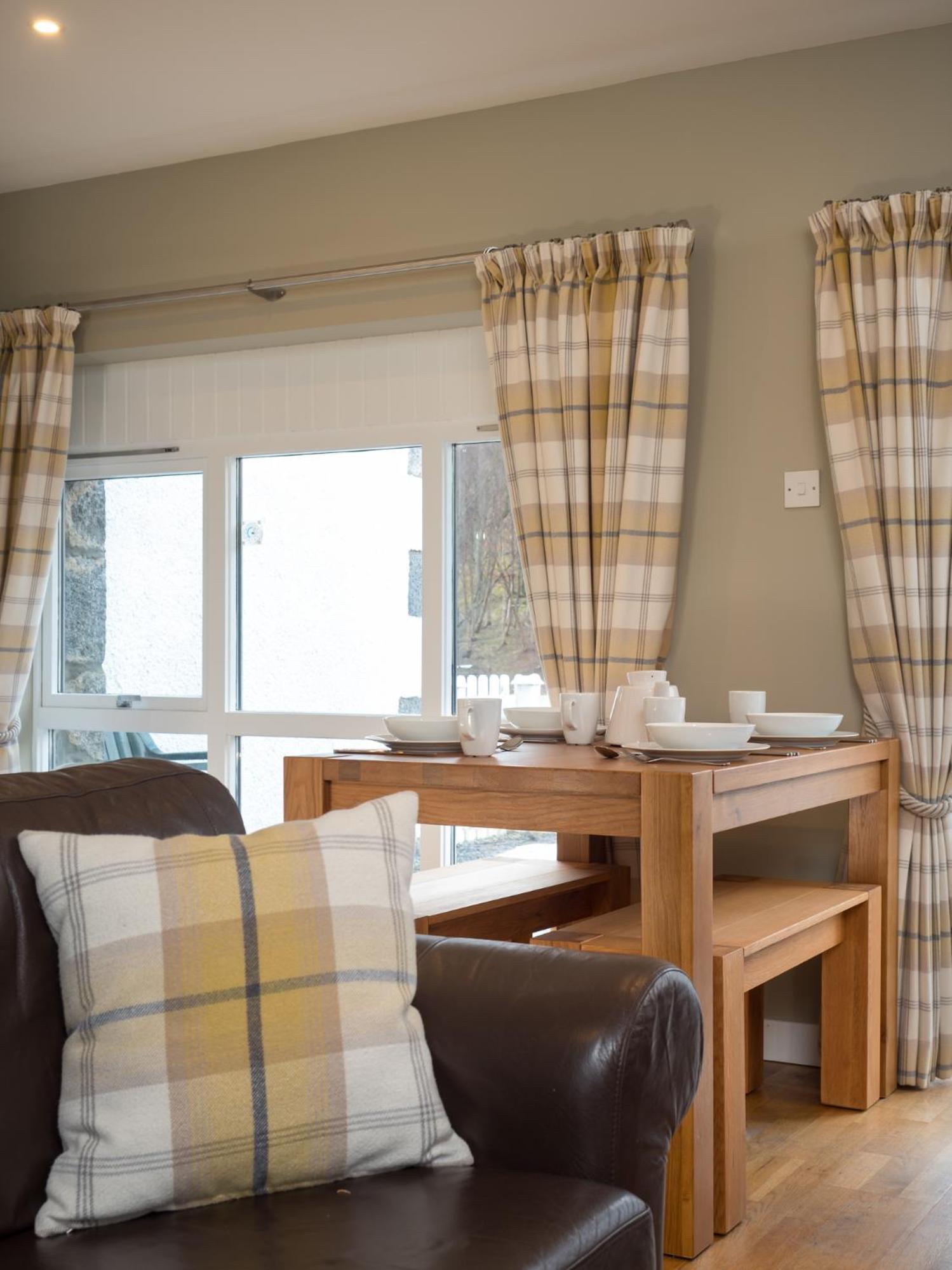 Highland Holiday Cottages Newtonmore Phòng bức ảnh