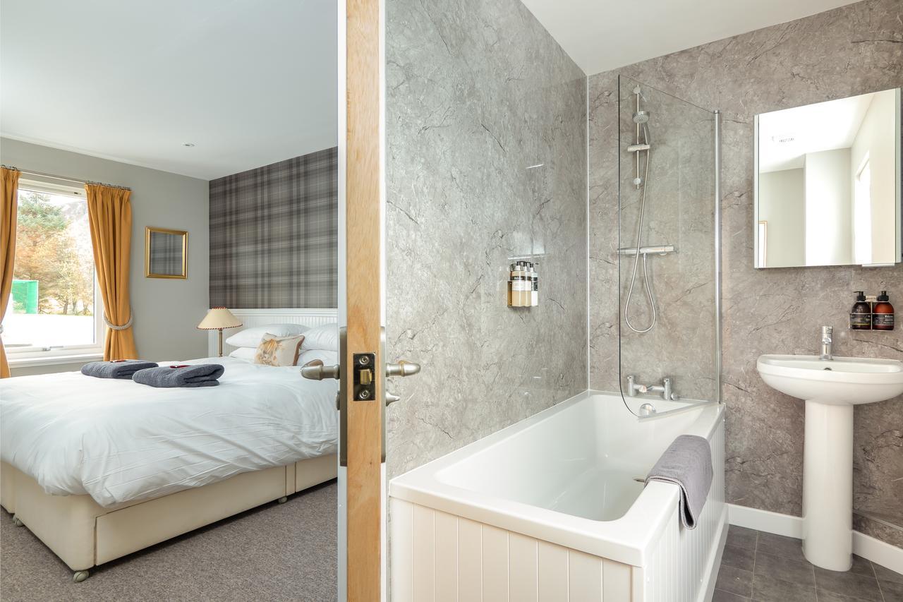 Highland Holiday Cottages Newtonmore Ngoại thất bức ảnh